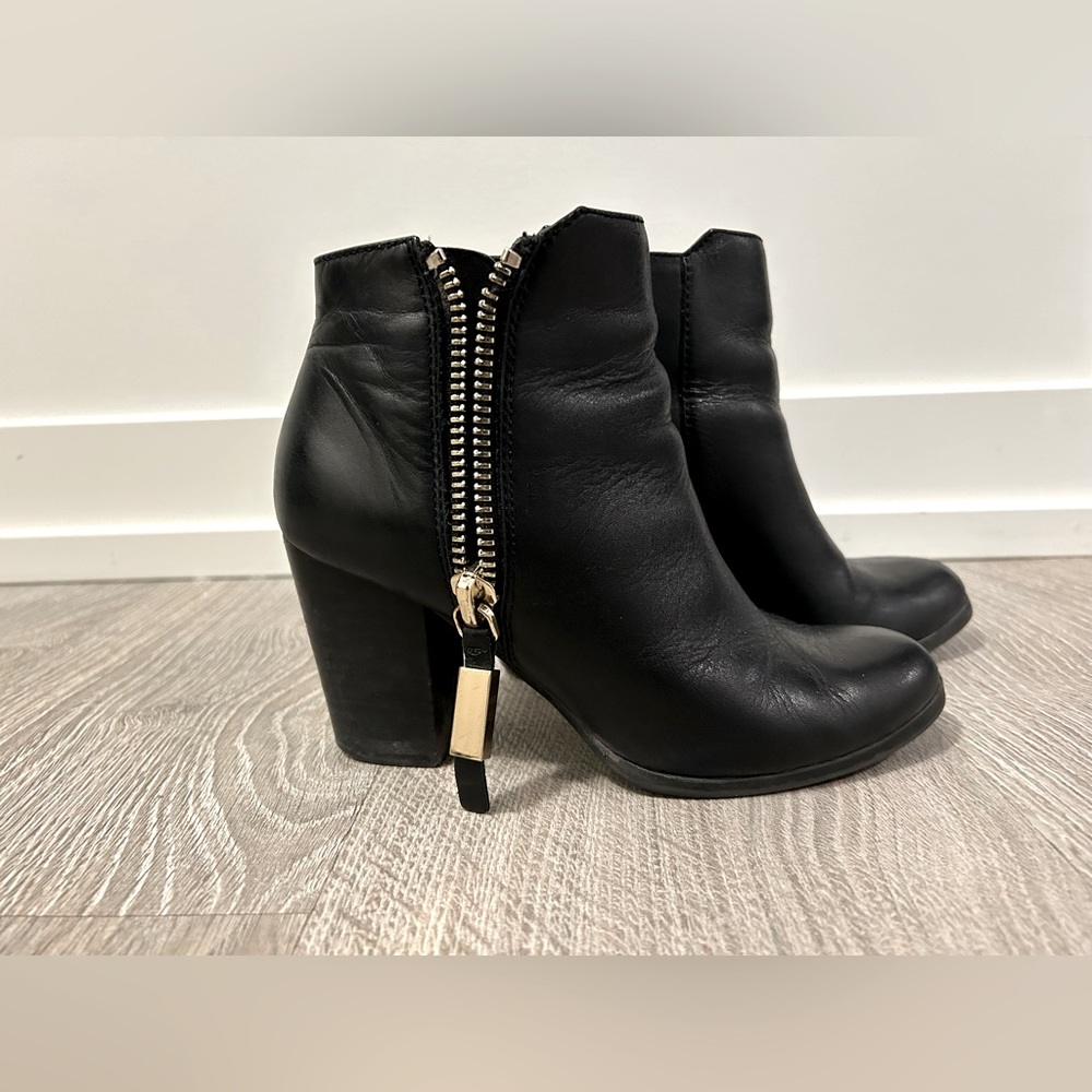 Aldo Genuine Leather Ankle Booties Black